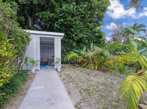 Vaka Beach Cottage