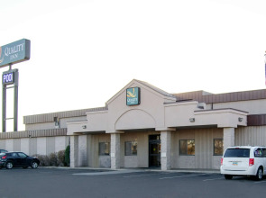 Quality Inn Bismarck I-94