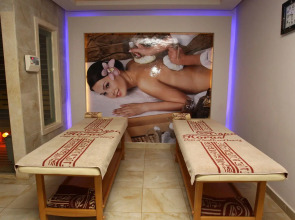 SUNRISE Holidays Resort (Adults Only)