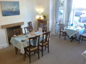 Knoll Guest House