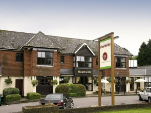 Premier Inn Epsom South
