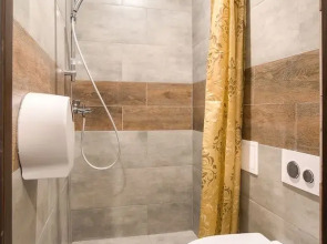 Winterfell on Mayakovskaya