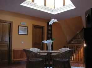 Hostal Huartearena