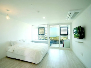 Nine Spavill Resort
