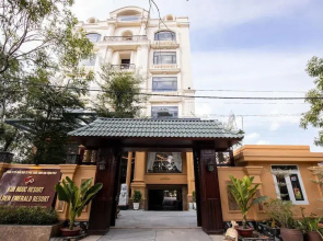 Golden Emerald Resort