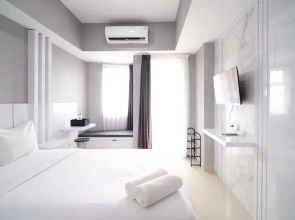 Nice And Comfy Studio Grand Dharmahusada Lagoon Apartment