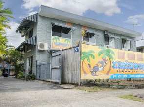 Castaways Backpackers Cairns