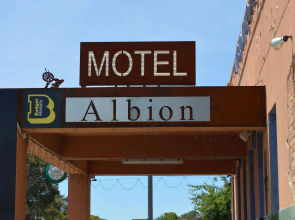 Albion Motel Hotel