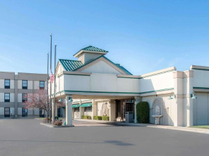 Quality Inn & Suites Monroe