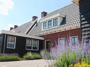 Villa in Colijnsplaat by the Sea & Sauna