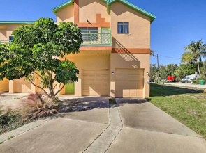 Cape Canaveral Abode < Half Mi to East Coast Beach