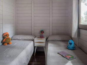 Bungalow in Tarragona by the Beach