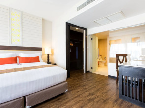 Deevana Plaza Phuket