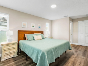Heated Pool Hot tub Clearwater Dunedin Pet Friendly