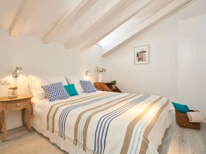 Old Town Splendid Apartments by Irundo