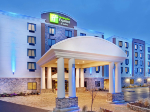 Holiday Inn Express & Suites Williamsport by IHG