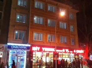 Cinili Hotel