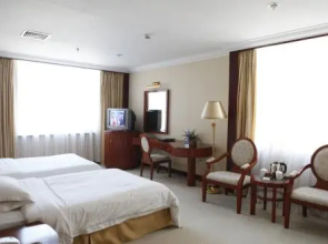 Yicheng Business Hotel - Dalian