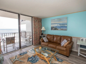 Royal Garden Resort 602 2 Bedroom Condo by RedAwning