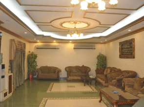Al Buainain Apartments-Al Madrasah Hotel