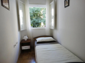 Luxurious Djuran Apartment