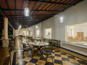 Tuli Veer Bagh Resort Turia