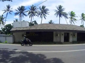 Merak Beach Hotel