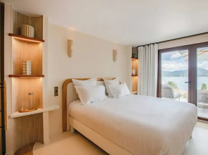 Elegant Room With AC and sea View - Gassin