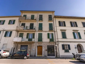 AwesHome - Pisa Park View Apartment