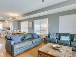 Bay-view Retreat w/ 5 Balconies in Bethany Beach!