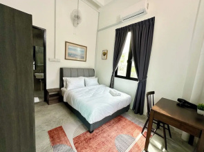 Ferringhi Inn 51