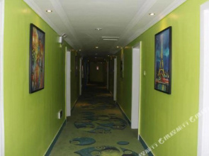 Swan Hotel (Ruzhou Railway Station)