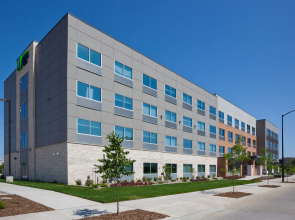 Holiday Inn Express & Suites Des Moines Downtown by IHG
