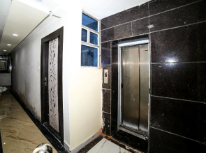 OYO 18651 Hotel Sharda