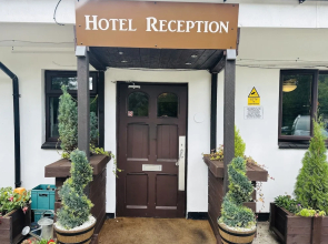 Woodcock Inn