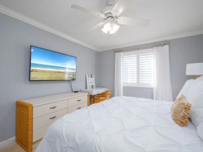 Sunrise Villa by Distinctive Beach Rentals
