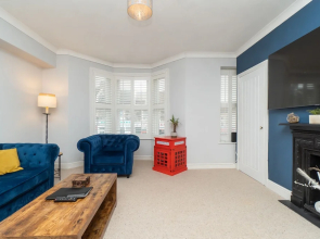 Homely and Modern Maisonette in Vibrant Bristol