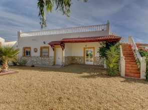 Villa Damara