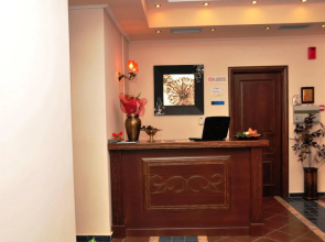 Gogos Hotel