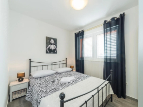 Amazing Apartment in Biograd With 2 Bedrooms and Wifi