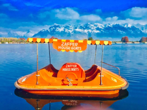 Zaffer Group of Houseboats