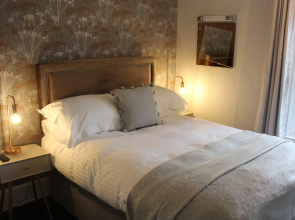 The Darnley Hotel