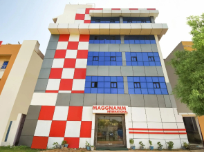 OYO 76517 Hotel MAGGNAMM INTERNATIONAL