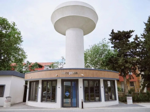 Parmos Otel