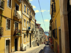 Anjos Apartment - Family Studio Central Lisbon