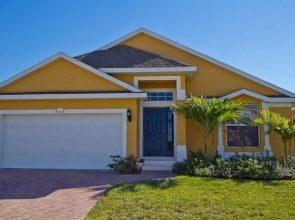 Vizcay Villa - Three Bedroom Home