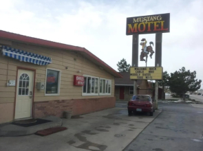 Mustang Motel