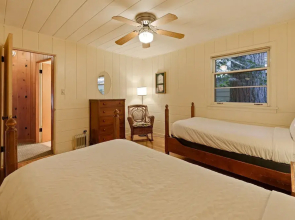 Mirror Pond 2 Bedroom Bungalow by RedAwning