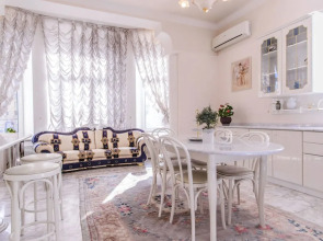 Апартаменты «Funny Dolphins Москва-сити»