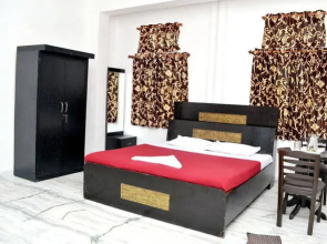 Palace Anjali